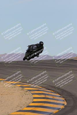 media/Mar-12-2023-SoCal Trackdays (Sun) [[d4c8249724]]/Turns 9 and 10 (1020am)/